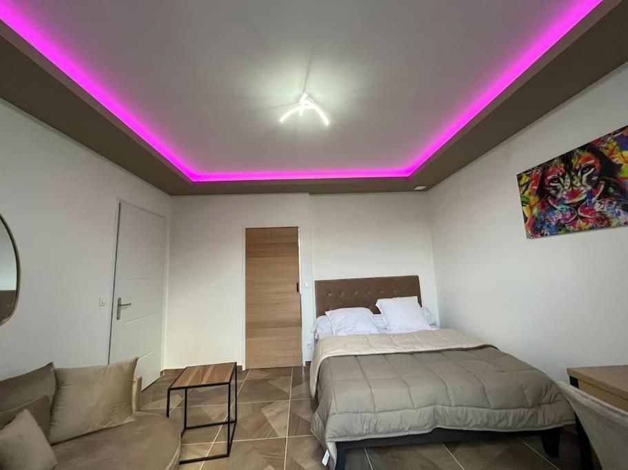 Studio 54 Compiegne Bagian luar foto
