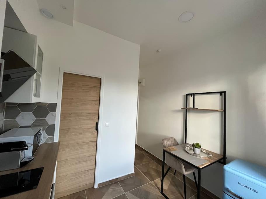 Studio 54 Compiegne Bagian luar foto
